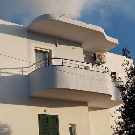 Amente Apartaments Εξαμίλιο Εξωτερικό φωτογραφία