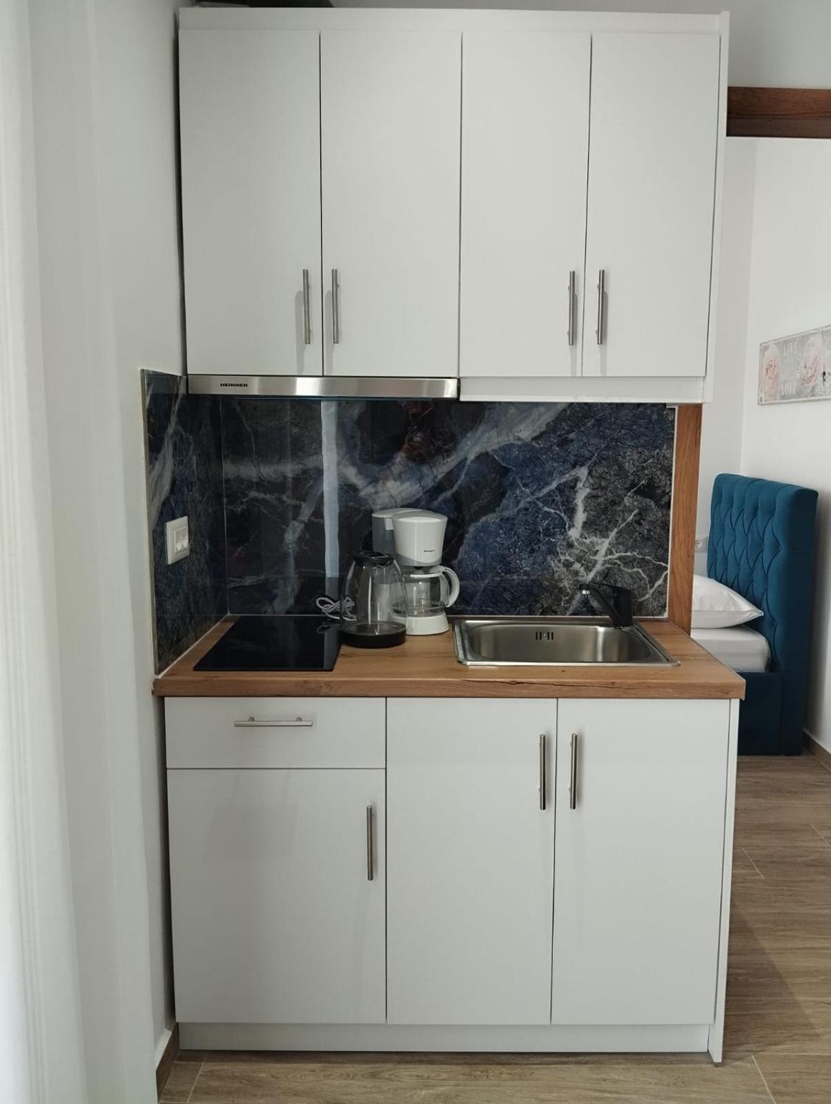 Amente Apartaments Εξαμίλιο Εξωτερικό φωτογραφία