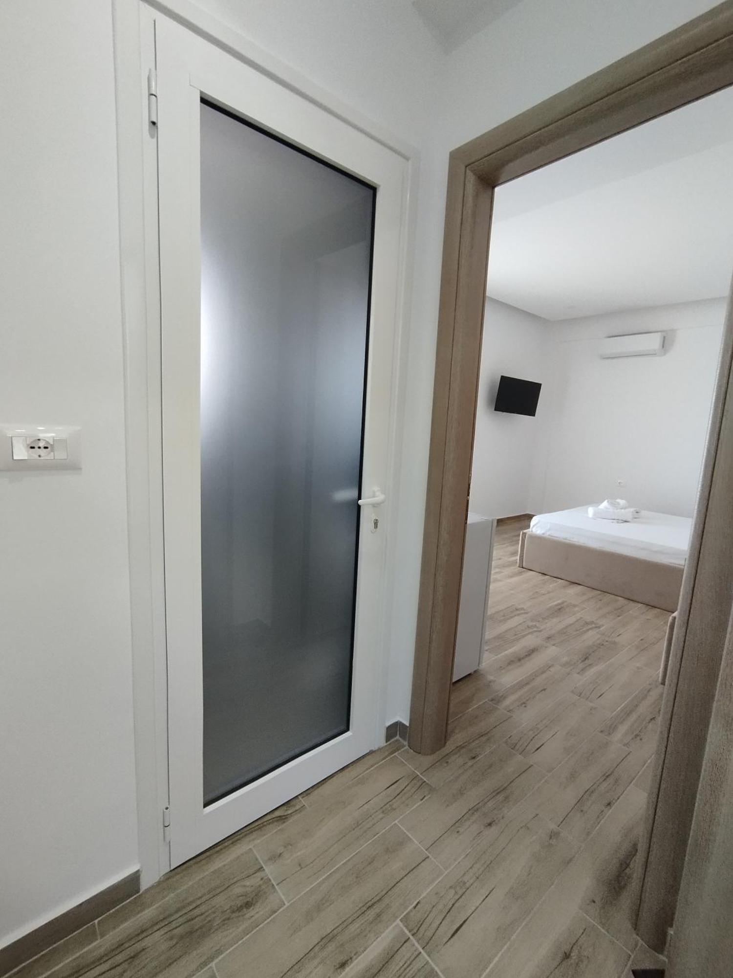 Amente Apartaments Εξαμίλιο Εξωτερικό φωτογραφία