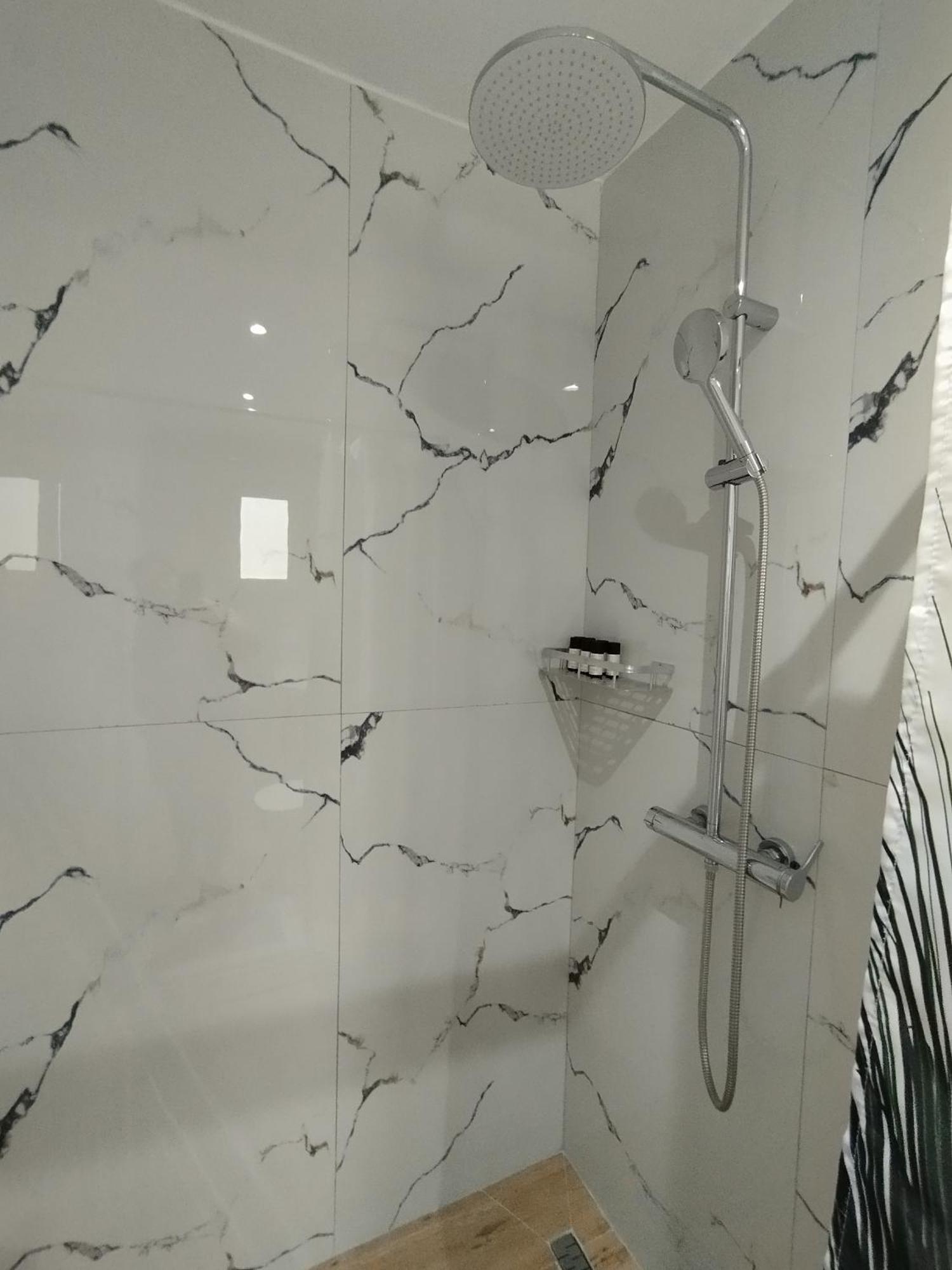 Amente Apartaments Εξαμίλιο Εξωτερικό φωτογραφία