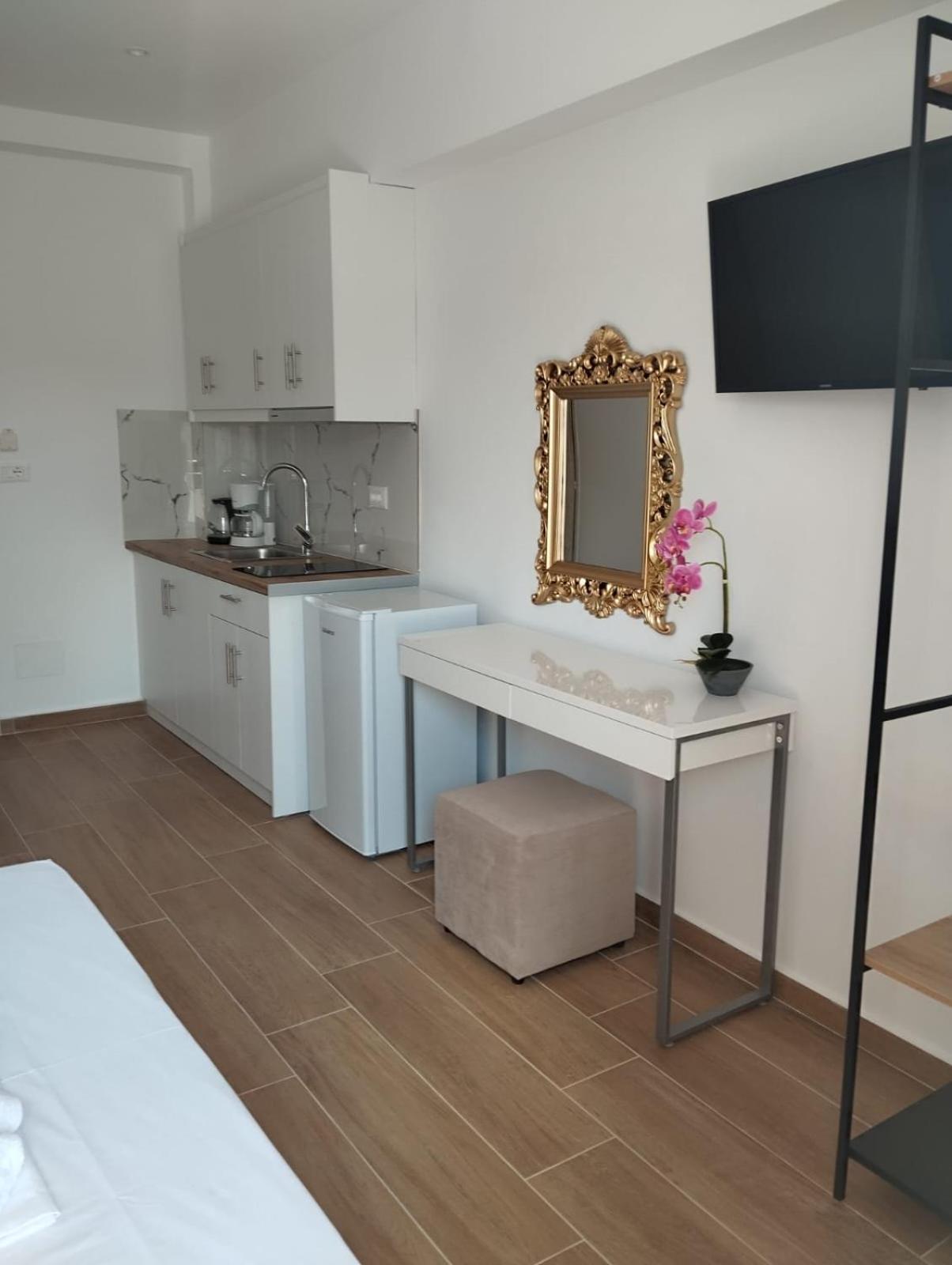Amente Apartaments Εξαμίλιο Εξωτερικό φωτογραφία